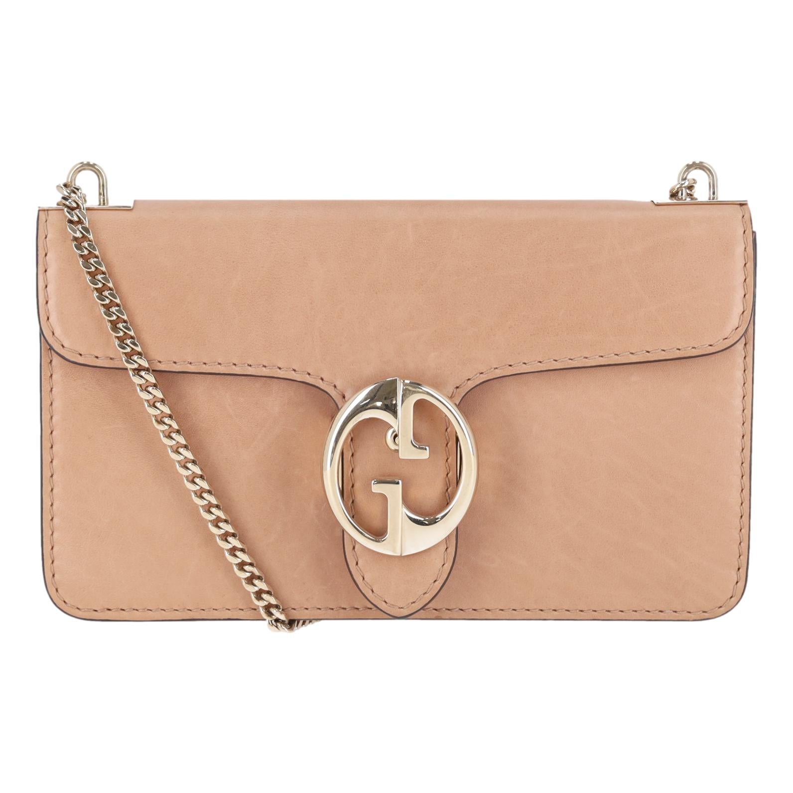 Gucci Calfskin Interlocking GG Medium Chain Shoulder Bag