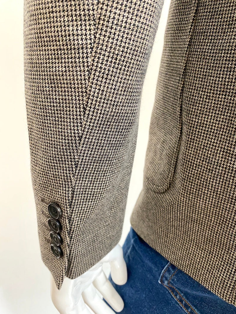 Burberry Houndstooth Jacket. Size 52