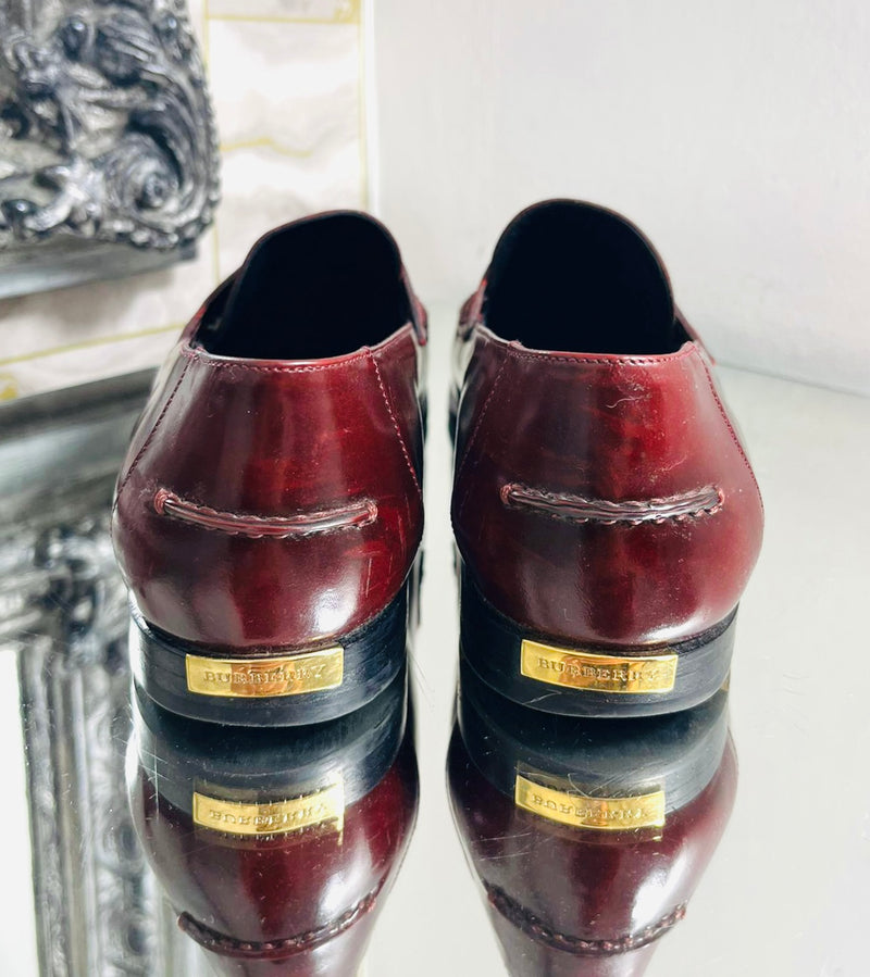 Burberry Leather Loafers. Size 38