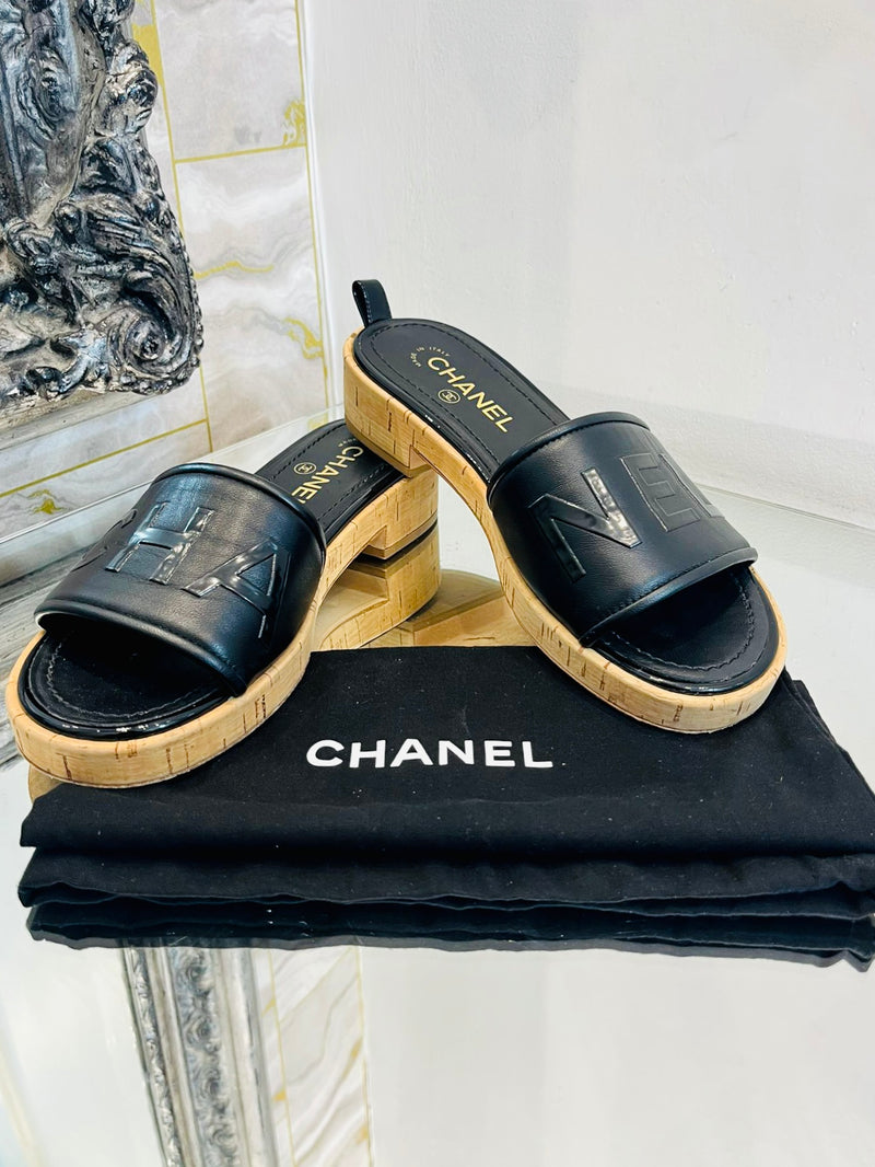 Chanel 'CC' Logo Leather Slides. Size 38