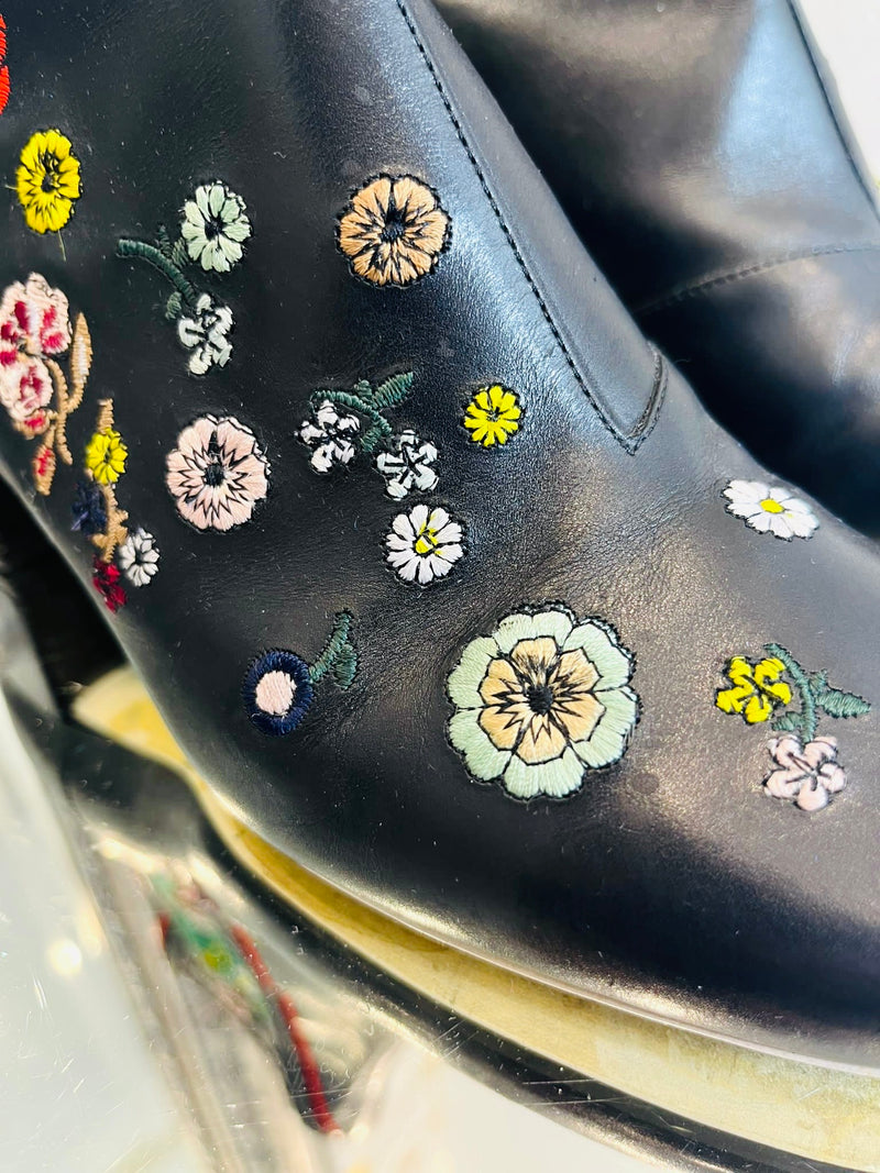 Fendi Floral Embroidered Leather Ankle Boots. Size 37