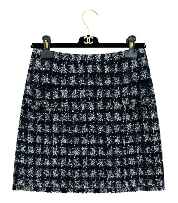 Chanel Cashmere, Wool & Silk Skirt. Size 36FR