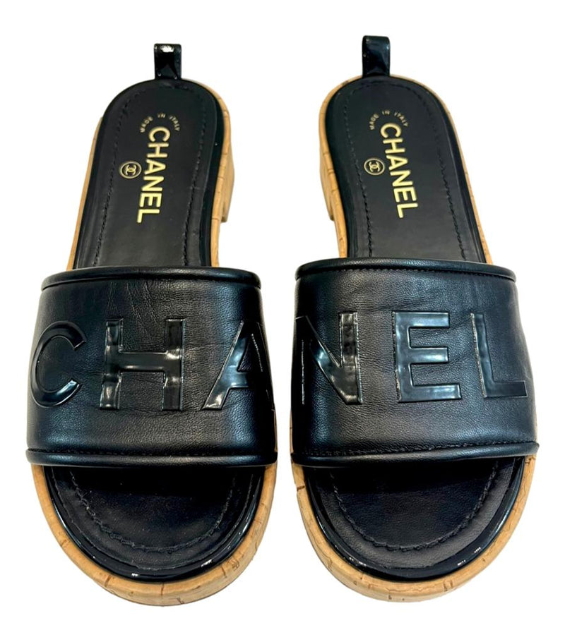 Chanel 'CC' Logo Leather Slides. Size 38