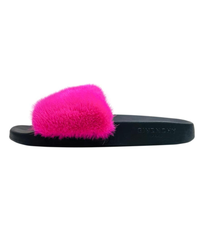 Givenchy Mink Fur Slides. Size 39