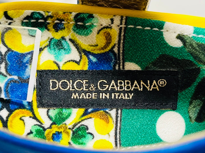 Dolce & Gabbana Floral Print Sandals. Size 37