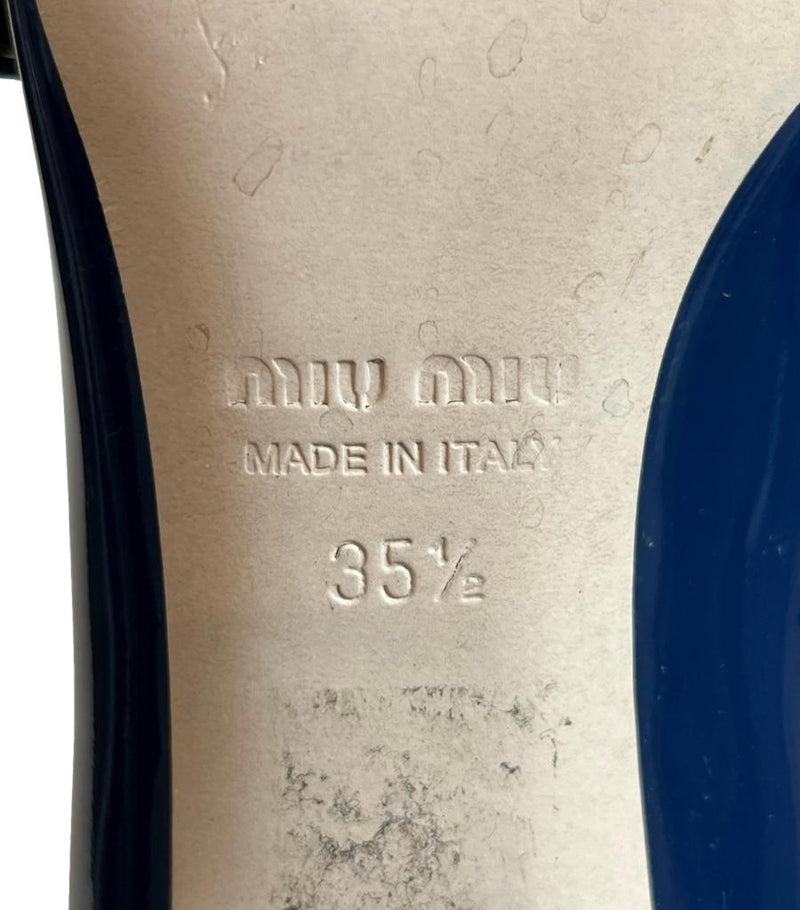 Miu Miu Patent Leather Buckle Detailed Pumps. Size 35.5
