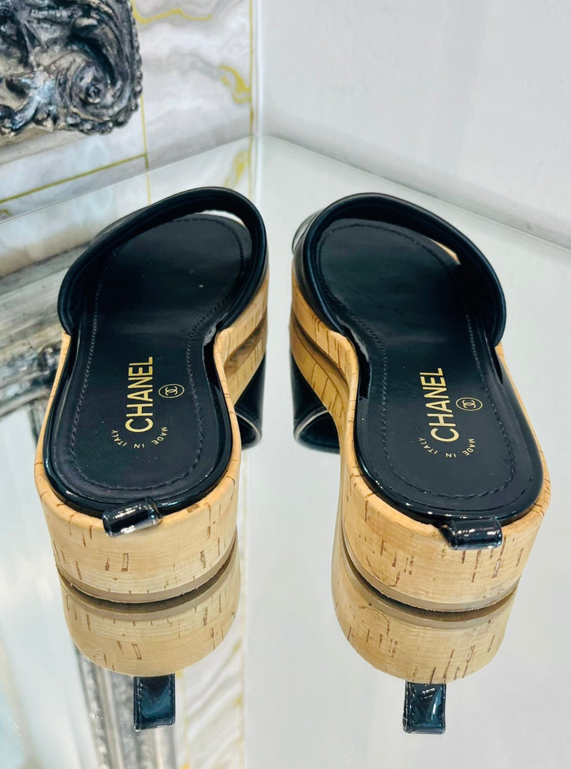 Chanel 'CC' Logo Leather Slides. Size 38