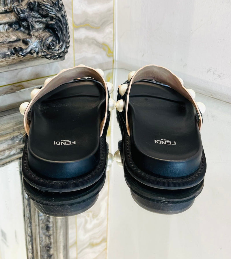 Fendi logo on sale pearly slide mule