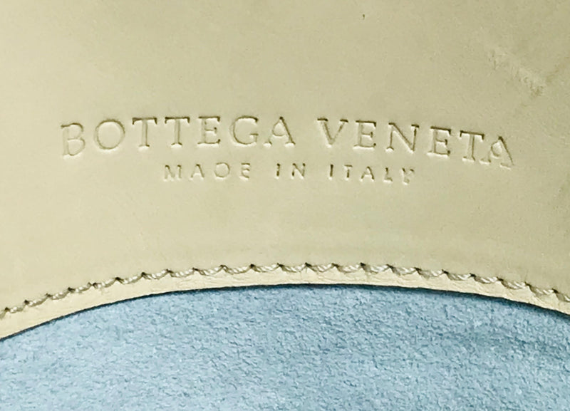 bottega veneta embroidered trim tote bag beige itrecciato leather iconic woven structure blue suede lining fashion designer brands preloved preowned luxury luxurious consignment 