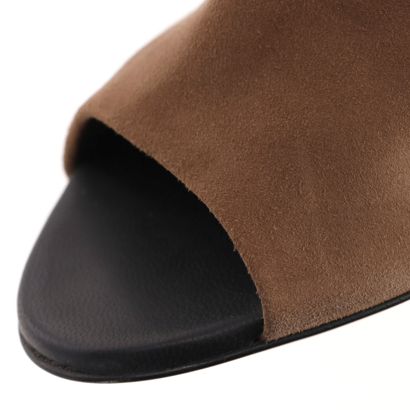 Bottega Veneta Peep Toe Suede Ankle Boots. Size 40.5