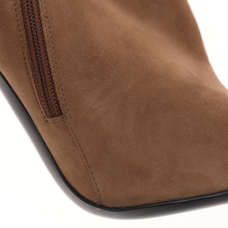 Bottega Veneta Peep Toe Suede Ankle Boots. Size 40.5