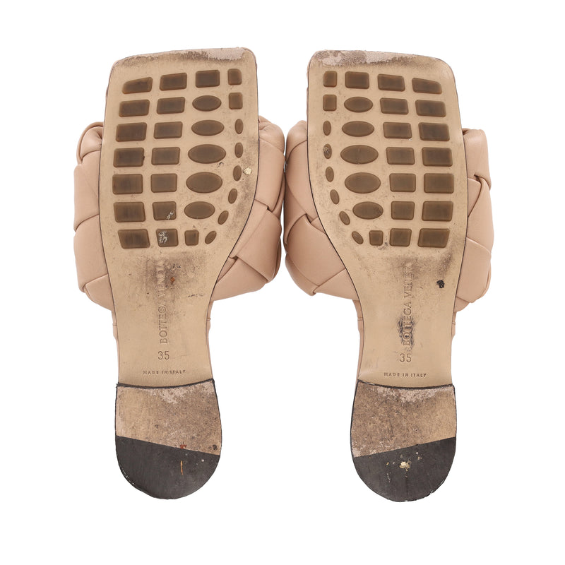 Bottega Veneta Intrecciato Leather Lido Sandals. Size 35