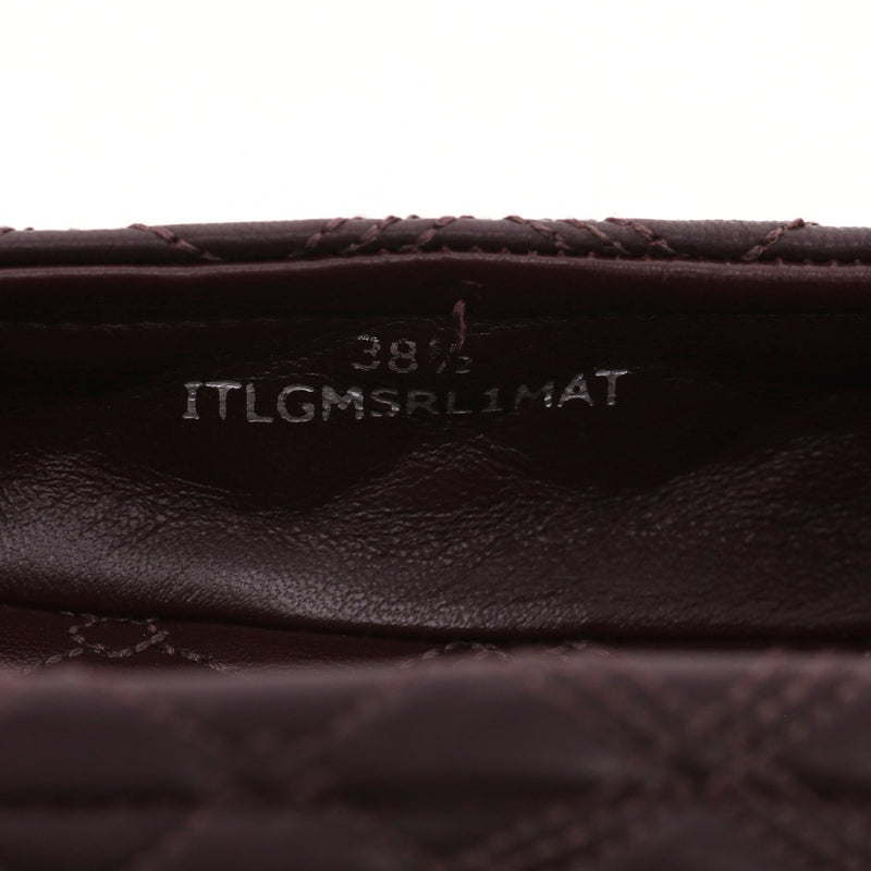 Burberry Embroidered Quilted Lambskin Ballet Flats. Size 38.5
