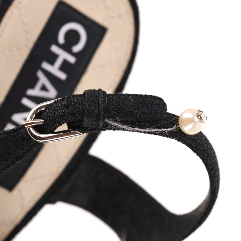 Chanel Pearl Embellished Suede Sandals. Size 40