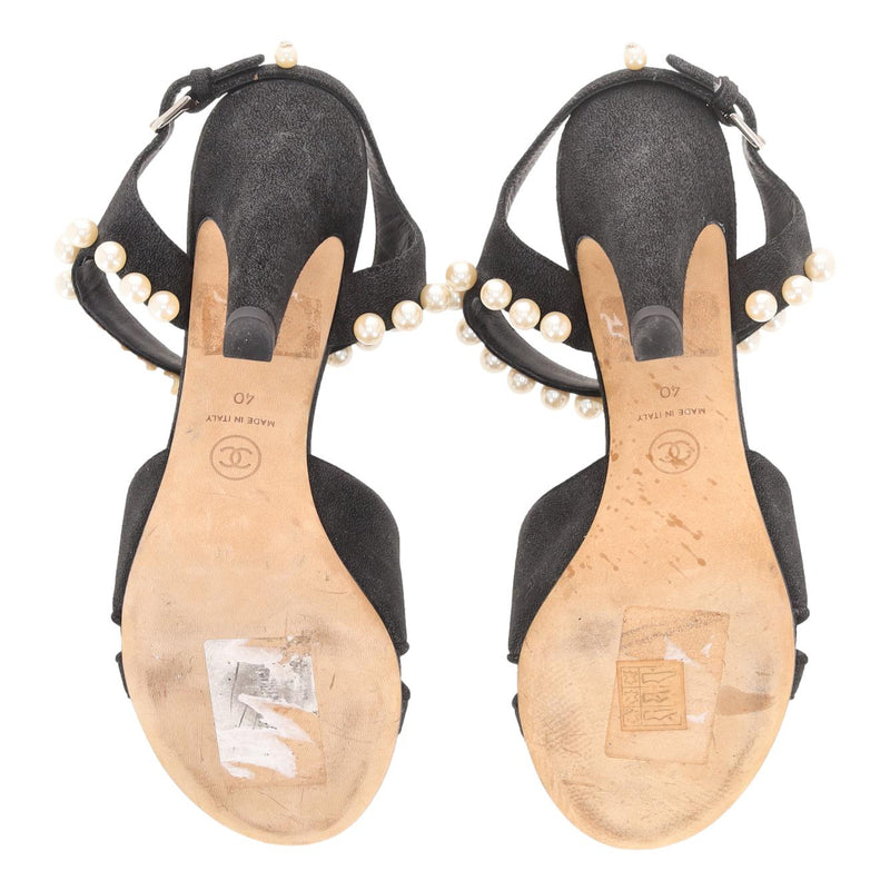 Chanel Pearl Embellished Suede Sandals. Size 40