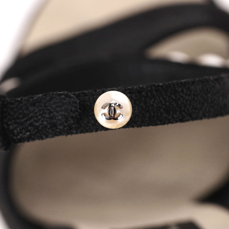 Chanel Pearl Embellished Suede Sandals. Size 40