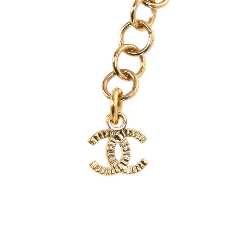 Chanel 2024 Collection Pearl Choker Necklace With 'CC' Logo Heart Pendants