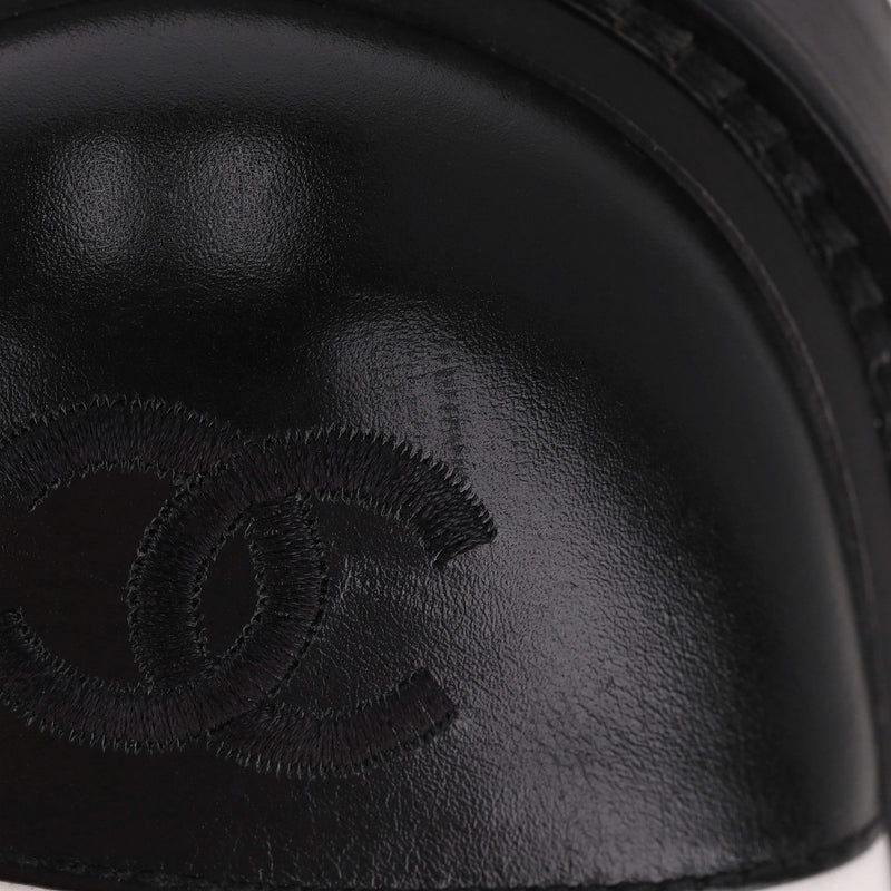 Chanel 'CC' Logo Shiny Goatskin Calfskin Diamond Quilted Combat Boots. Size 40