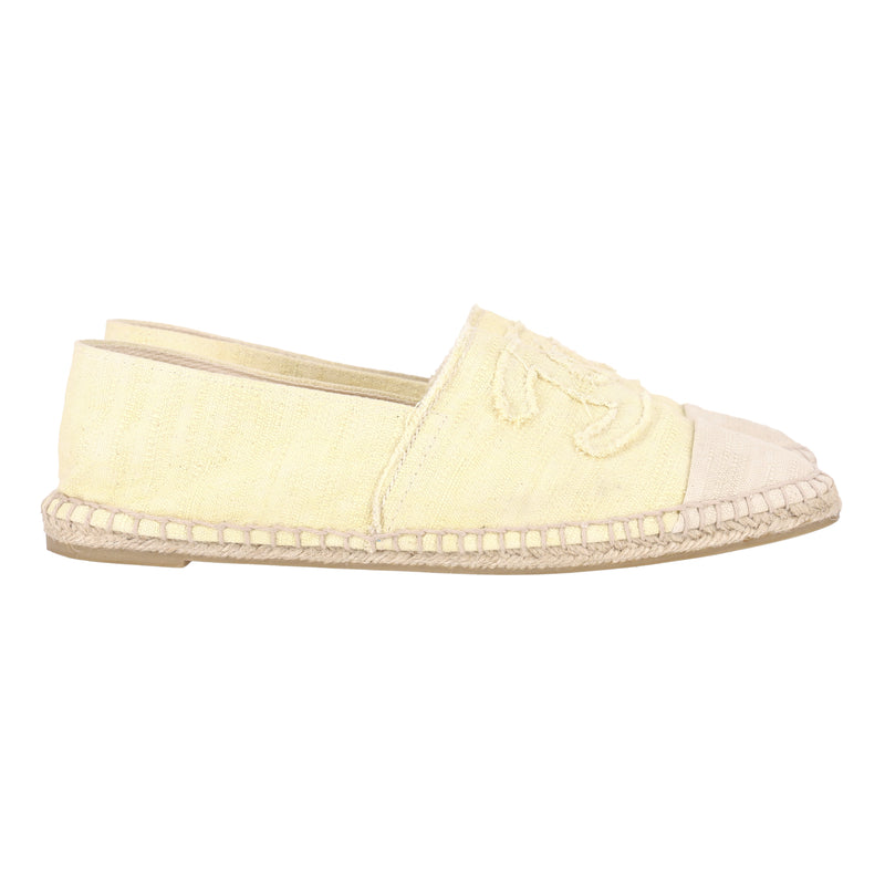 Chanel 'CC' Logo Canvas Espadrilles. Size 41