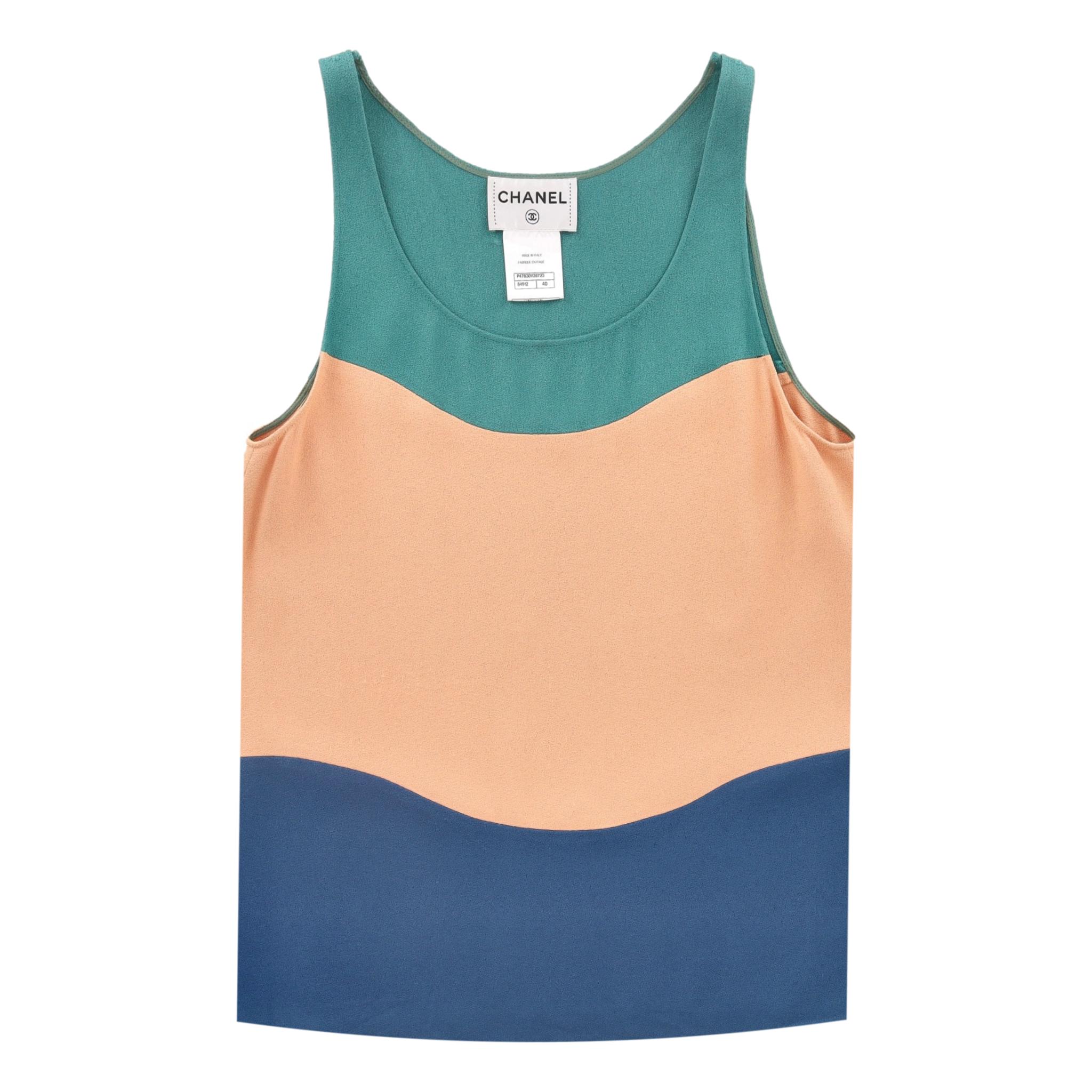 Chanel Colour-Block Top With 'CC' Logo Pearl Buttons. Size 40IT – Shush ...
