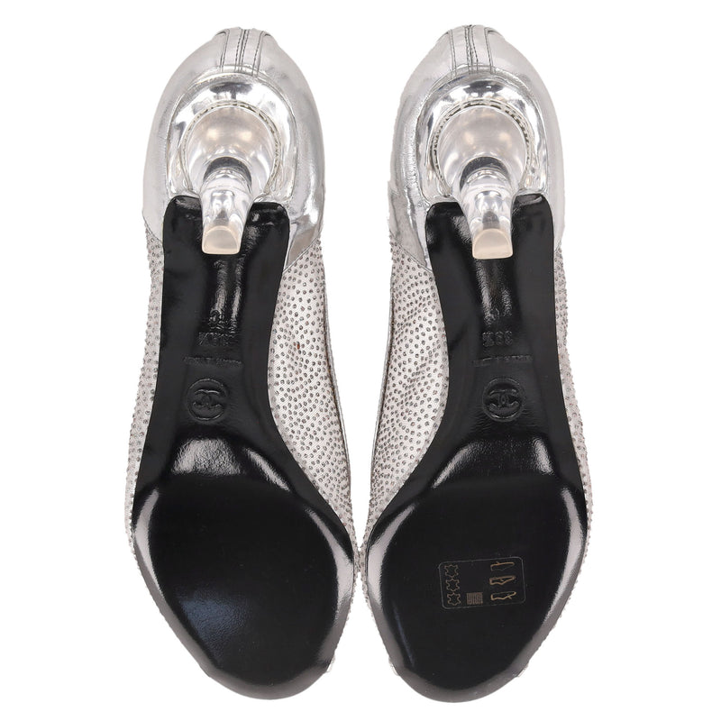 Chanel Glitter Mesh Peep-Toe Pumps With A Clear Lucite Heel. Size 39.5