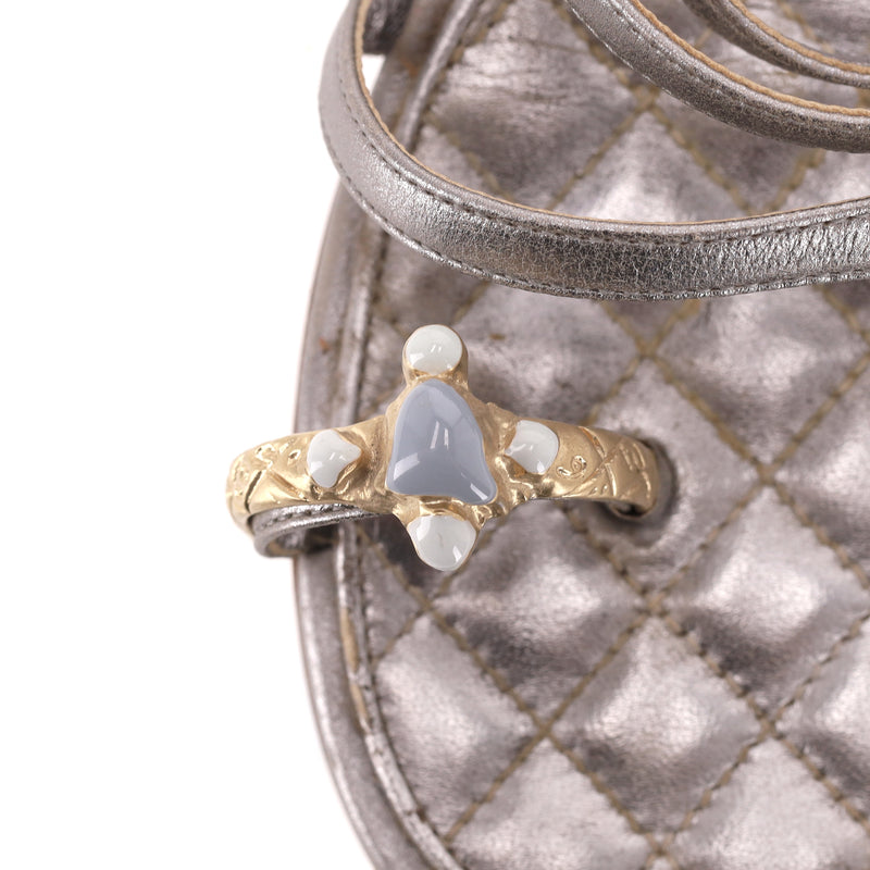 Chanel Metallic Leather Enamel Embellished Toe Ring Sandals. Size 38.5