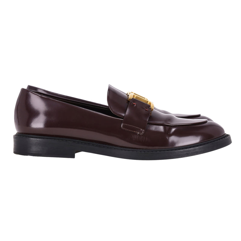 Chloe Marcie Glossed Leather Loafers. Size 40