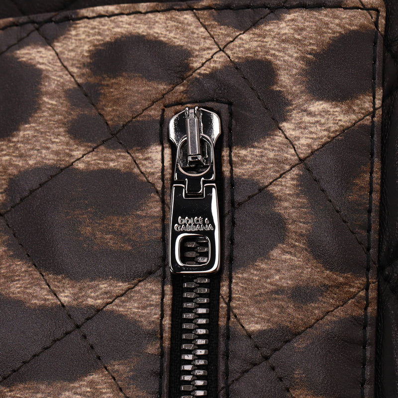 Dolce & Gabbana Quilted Lambskin & Silk Leopard Reversible Jacket. Size 40IT