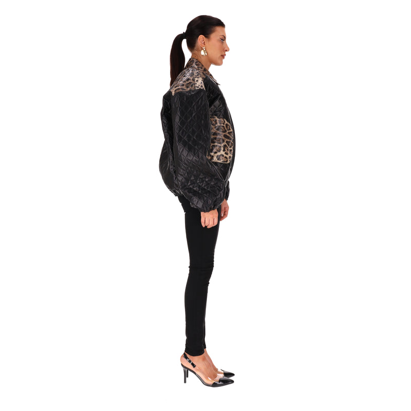 Dolce & Gabbana Quilted Lambskin & Silk Leopard Reversible Jacket. Size 40IT