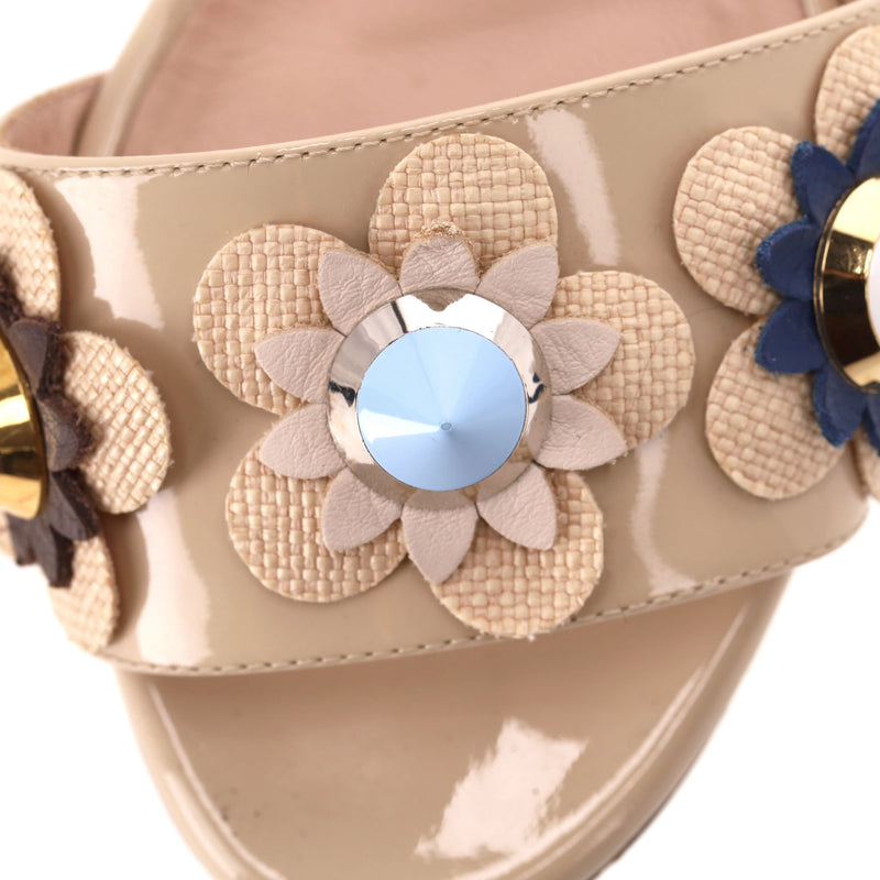 Fendi 3D Flowerland Patent Leather Heeled Mules. Size 35