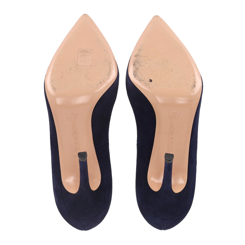 Gianvito Rossi Suede Court Pumps. Size 35.5