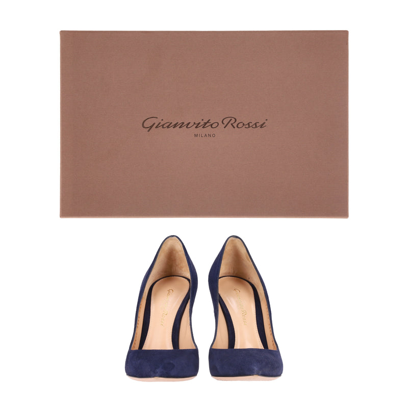 Gianvito Rossi Suede Court Pumps. Size 35.5