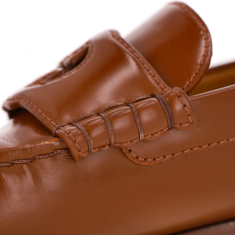 Gucci Millennial Ribot Cut-Out GG Logo Leather Loafers. Size 40.5