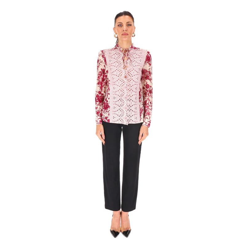 Gucci Silk Floral Logo & Lace Panel Top. Size 40FR