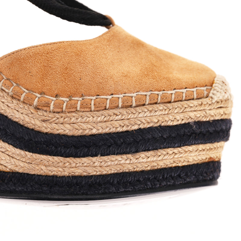 Gucci Suede Espadrille Wedge Sandals. Size 36.5