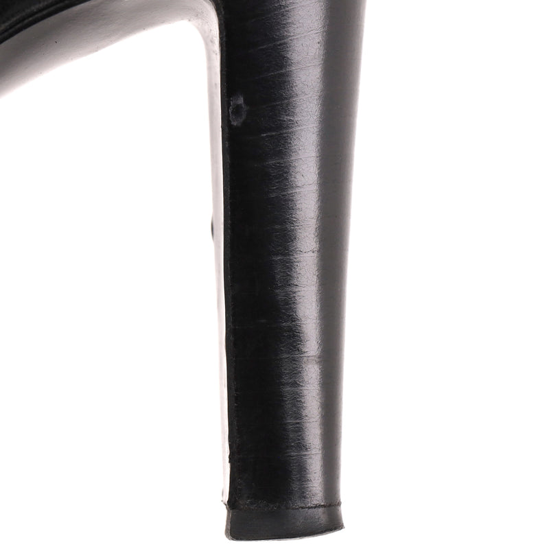 Hermes Perforated 'H' Pattern Leather Heeled Knee Boots. Size 39