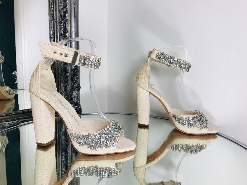 Designer Dress Agency London - Alice and Olivia by Stacy Benet Heels. Size 37 - Shush At The Wellington
