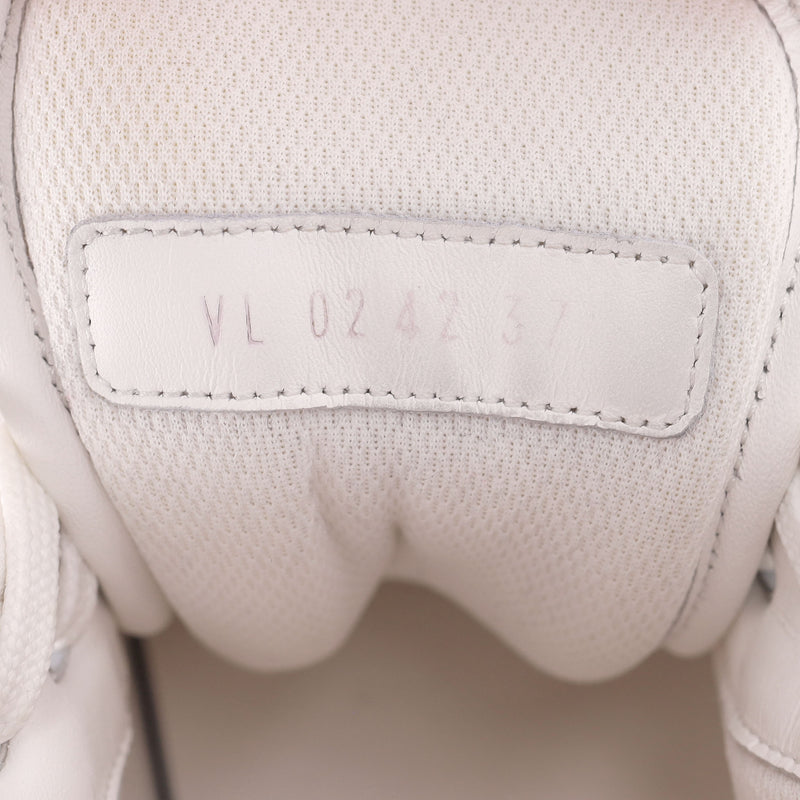 Louis Vuitton Leather & Canvas Monogram LV Squad High-Top Sneakers. Size 37