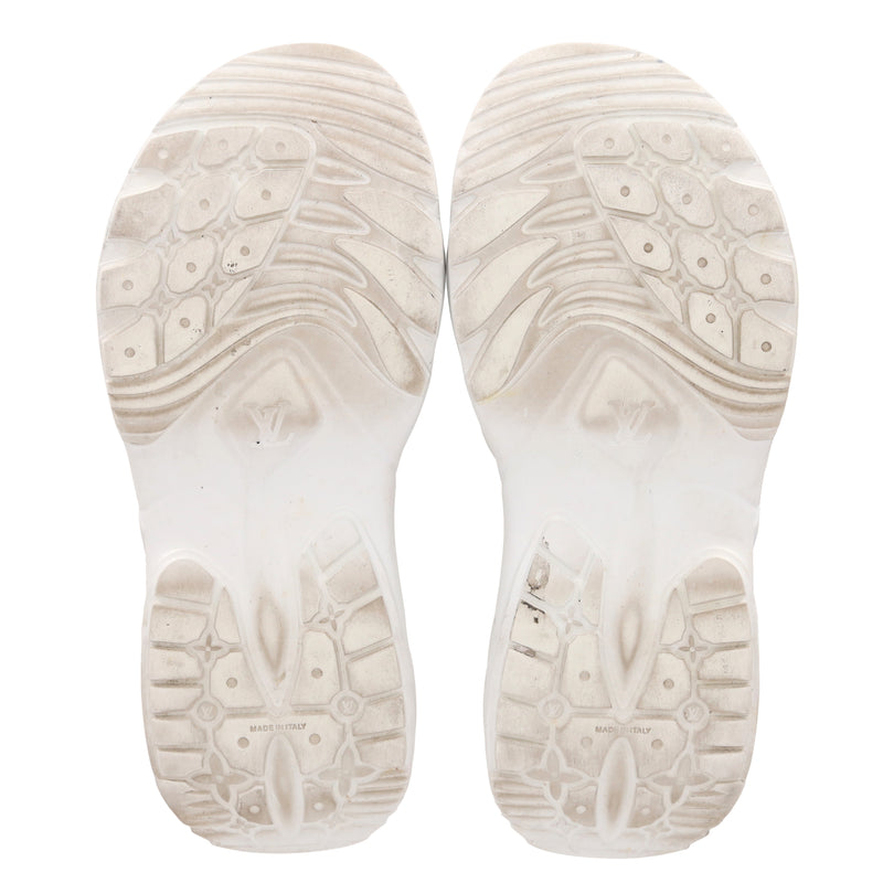 Louis Vuitton 'LV' Monogram Pool 55 Flat Comfort Rubber Mules. Size 40