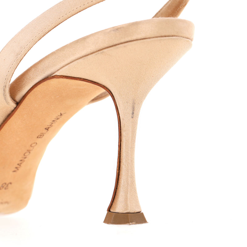 Manolo Blahnik Hangisli 70 Satin Jewel Slingback Heels. Size 38