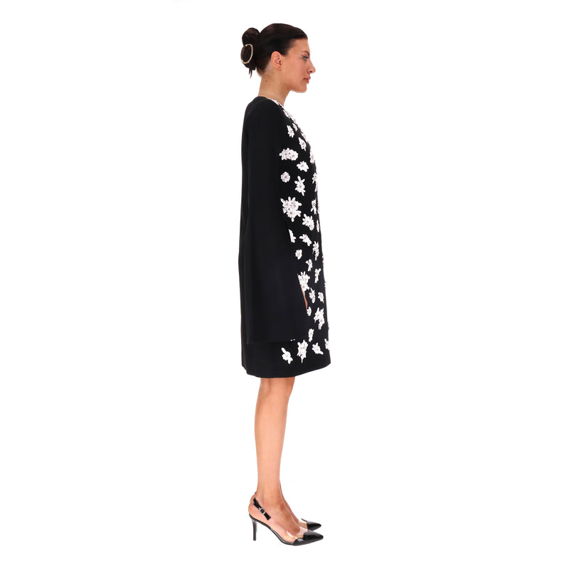 Michael Kors Collection Flower Embellished Dress With Slit Sleeves. Size 4US