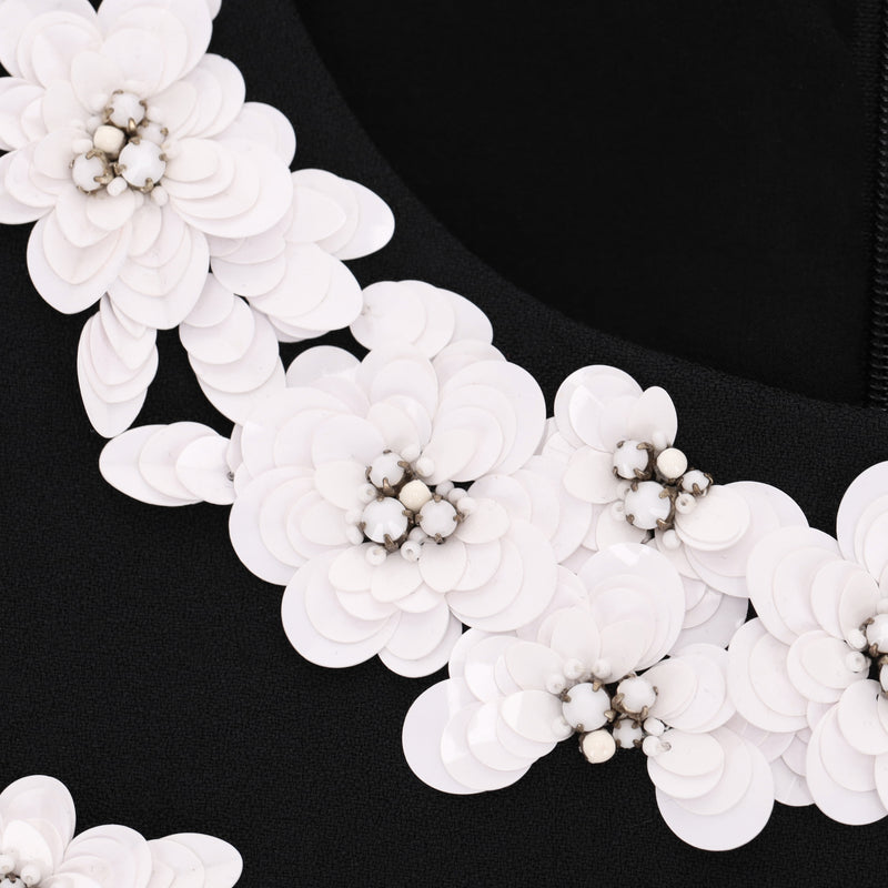 Michael Kors Collection Flower Embellished Dress With Slit Sleeves. Size 4US