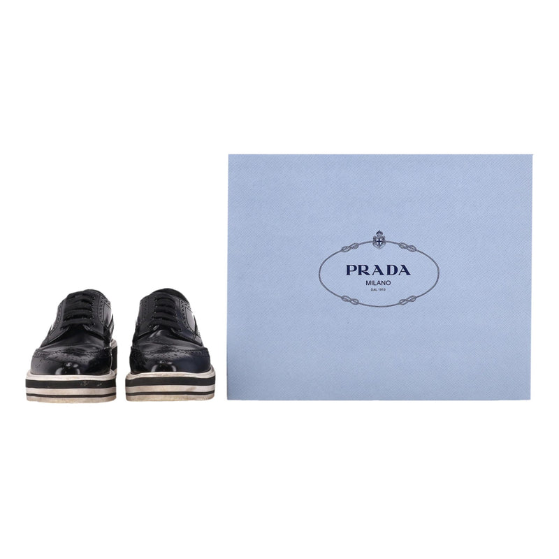 Prada Wingtip Leather Platform Brogues. Size 35