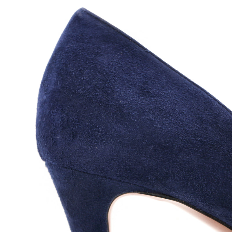 Prada Suede Pumps. Size 39.5 EU