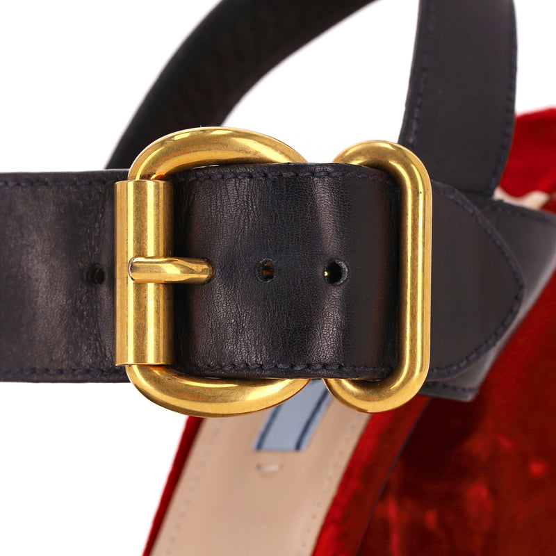 Prada Platform Leather Sandals With Velvet Heel. Size 39