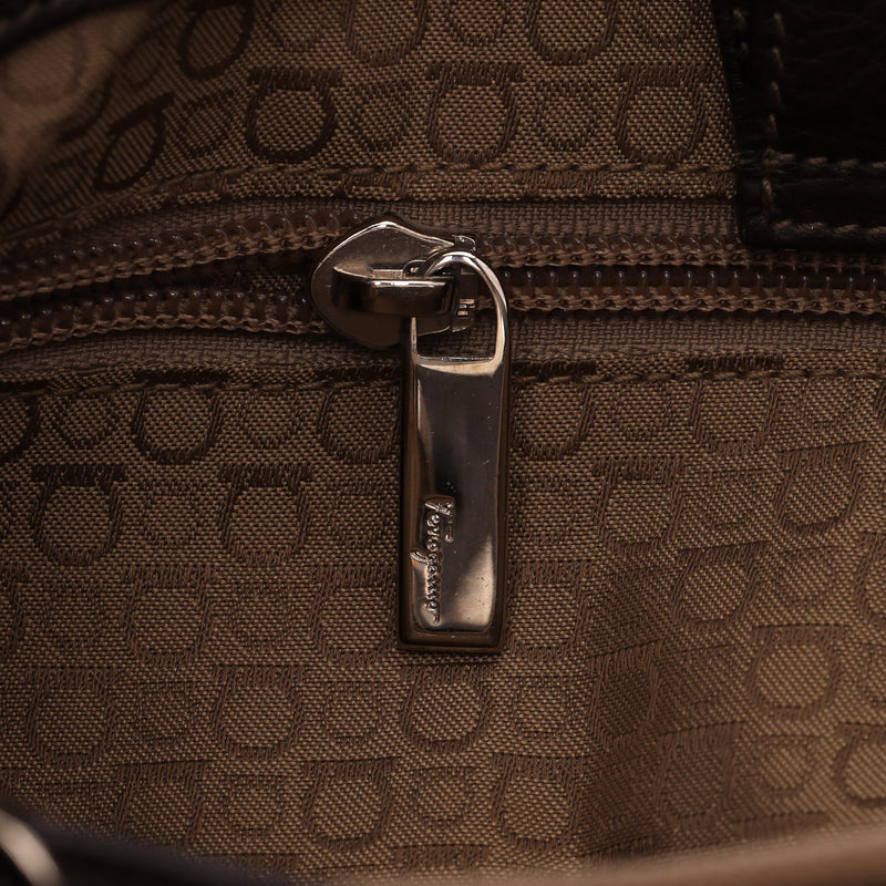 Salvatore Ferragamo Grained Leather Drawstring Detail Shoulder Bag