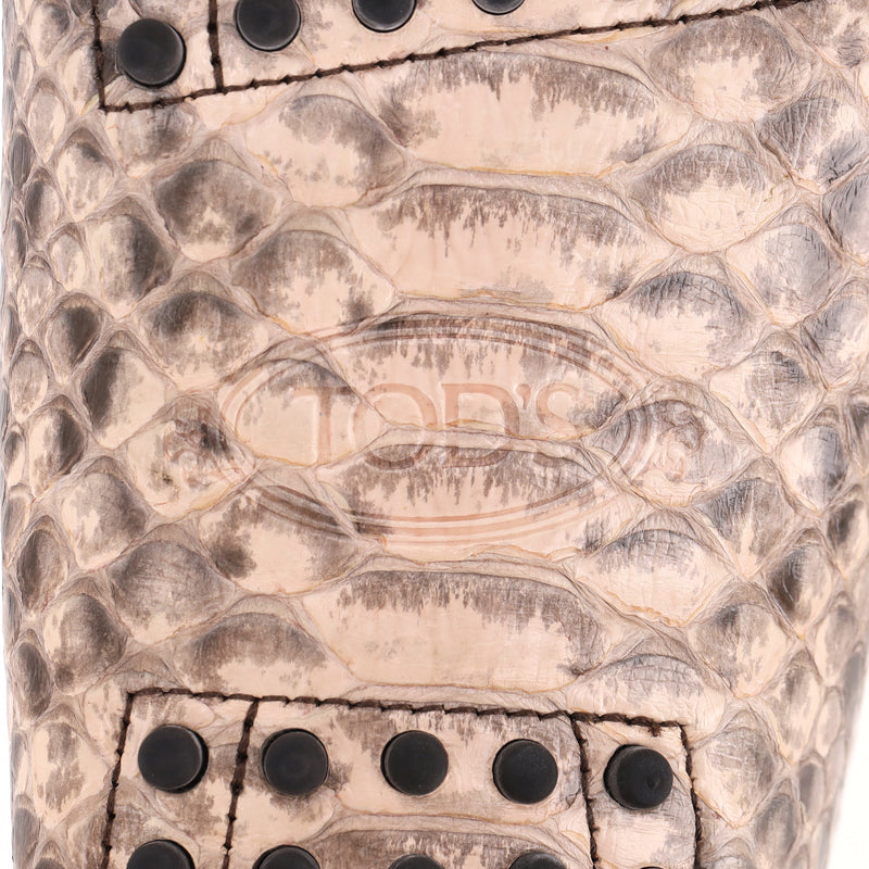 Tod's Snake Embossed Leather Driving Loafers. Size 39.5
