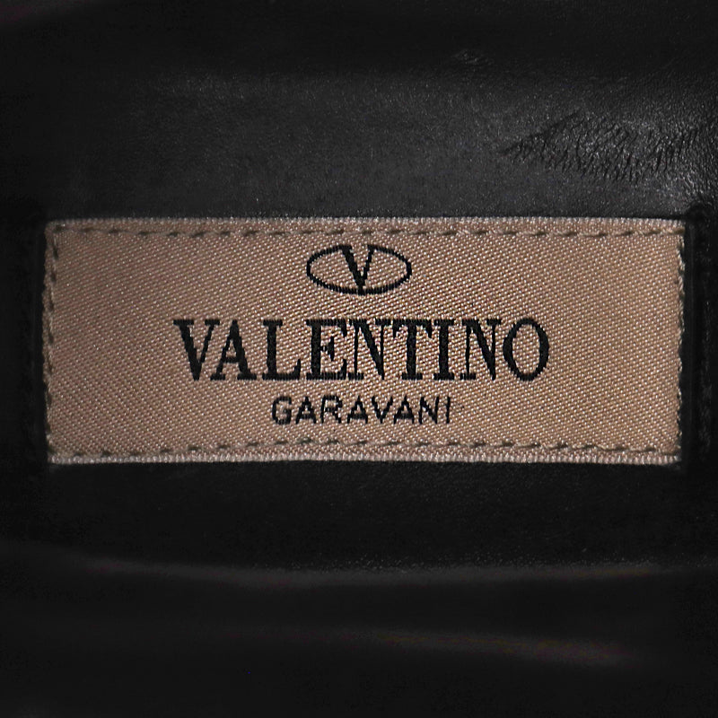 Valentino Garavani Soul Rockstud Leather Combat Boots. Size 39
