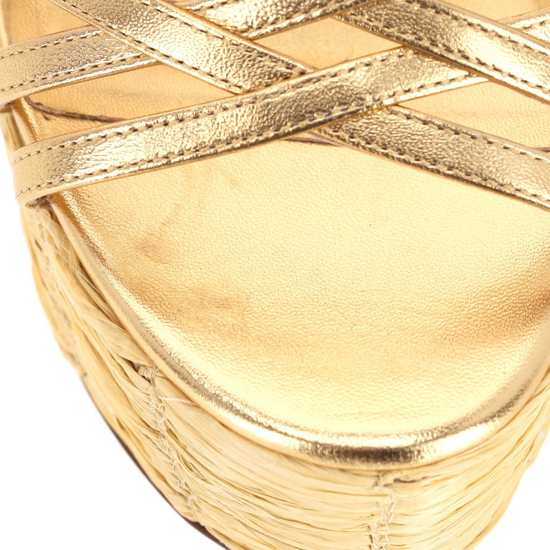Valentino Garavani Raflower Raffia-Trimmed Leather Platform Sandals. Size 36