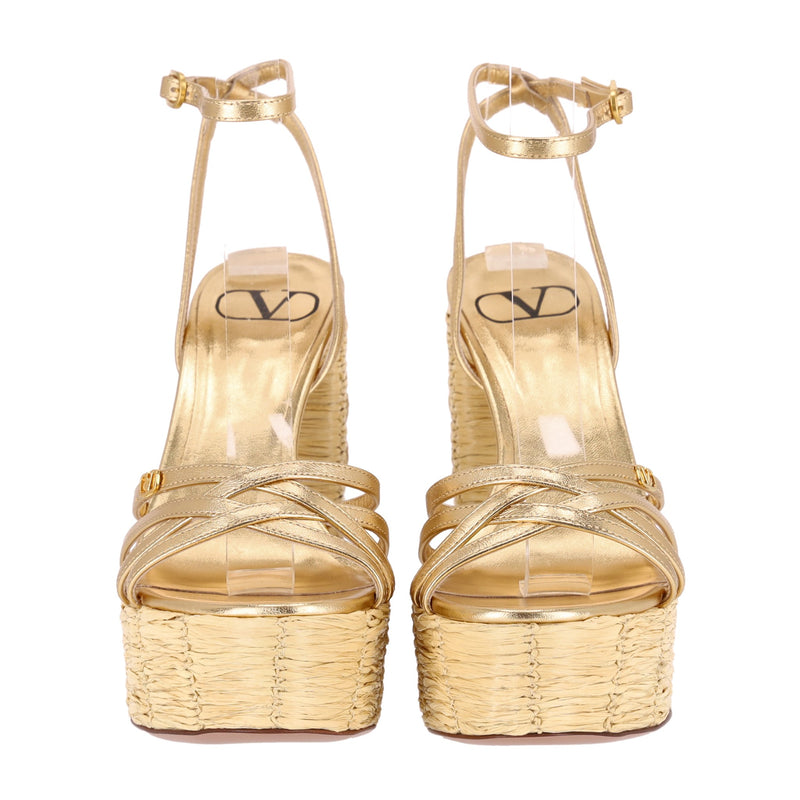 Valentino Garavani Raflower Raffia-Trimmed Leather Platform Sandals. Size 36